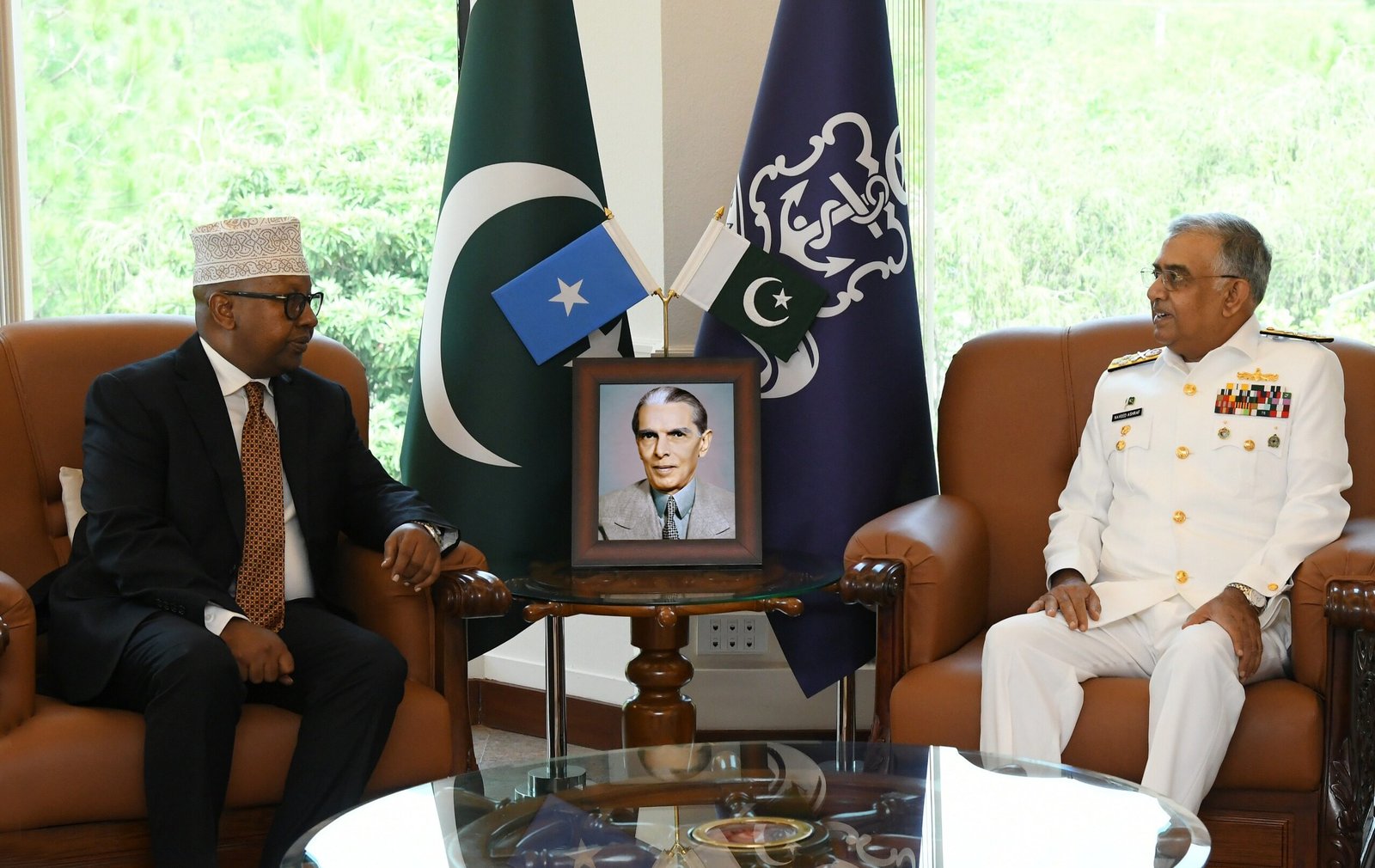 وفاقی جمہوریہ صومالیہ کے وزیر دفاع کی سربراہ پاک بحریہ سے نیول ہیڈکوارٹرز میں ملاقات