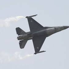 ترکیے کا F-16 جنگی طیارہ تربیتی پرواز کے دوران تباہ
