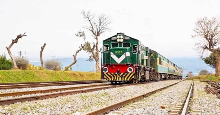 پاکستان ریلوے 15 ستمبر تک 10 ویٹ اِن موشن پلوں کو ڈیجیٹل نظام سے منسلک کرے گا